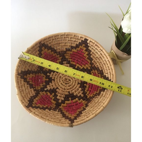 ❌ SOLD❌ Woven Basket Decor - Picture 4 of 5